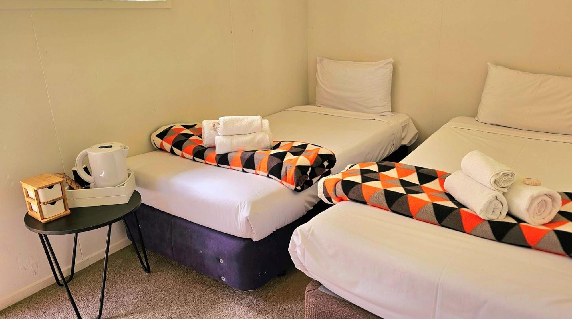 Haruru Falls Motel & Conference Centre 派西亚 外观 照片