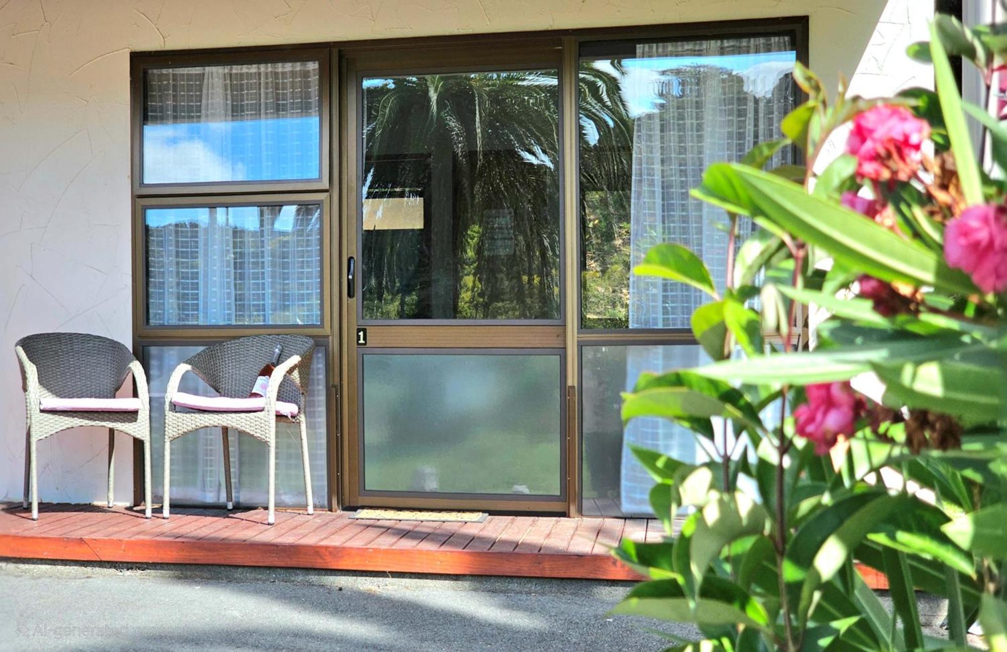 Haruru Falls Motel & Conference Centre 派西亚 外观 照片