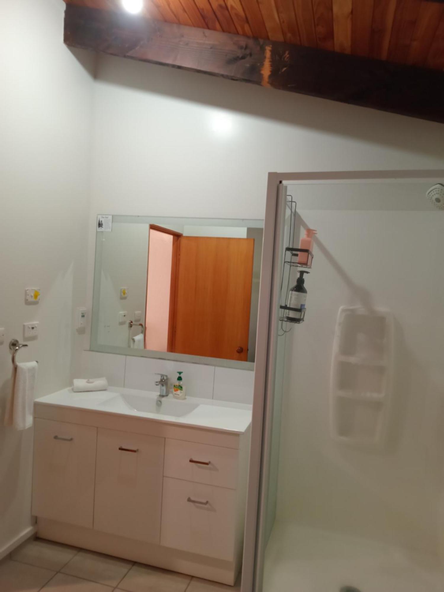 Haruru Falls Motel & Conference Centre 派西亚 外观 照片