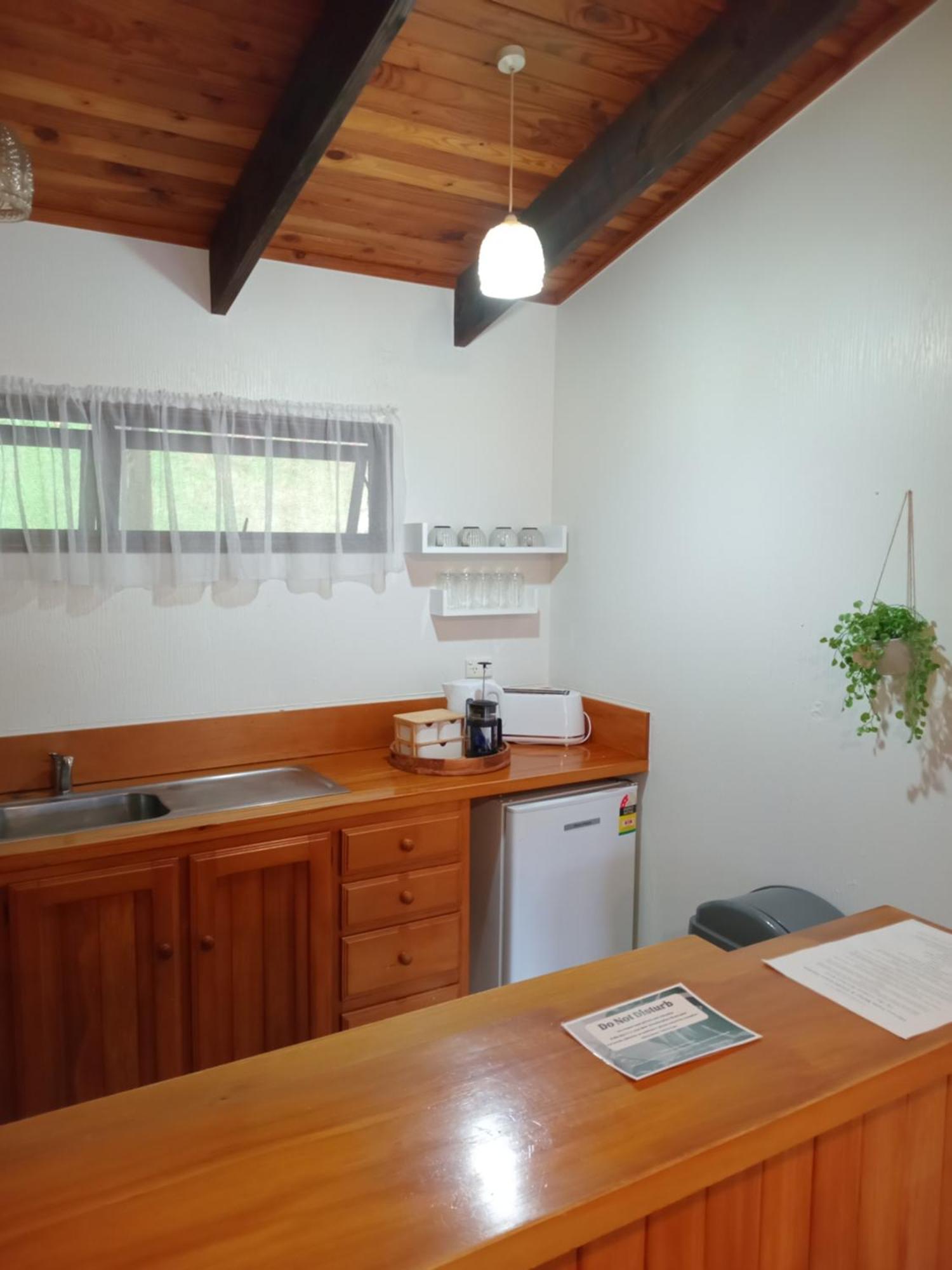 Haruru Falls Motel & Conference Centre 派西亚 外观 照片